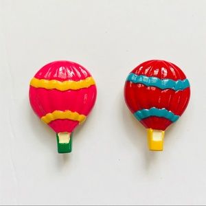 Vintage hot air ballon button covers